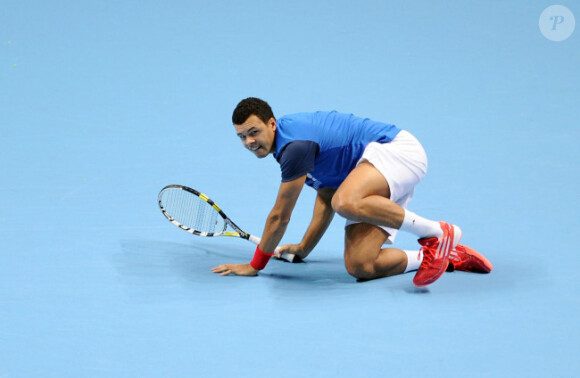Jo-Wilfried Tsonga a beau mettre un jour à terre, c'est bien lui qui s'est imposé face à Rafael Nadal le 24 novembre 2011 lors des Masters de Londres
