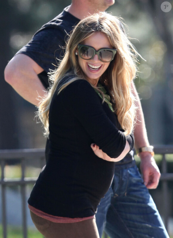 Hilary Duff photographiée au parc Coldwater Canyon, à Los Angeles, ce vendredi 25 novembre. 