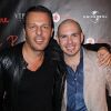 Jean-Roch et Pitbull lors de la soirée spéciale RedOne, au VIP ROOM à Paris le 26 novembre 2011