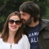 Jennifer Garner et Ben Affleck amoureux dans les rues de Santa Monica, le 30 novembre 2011