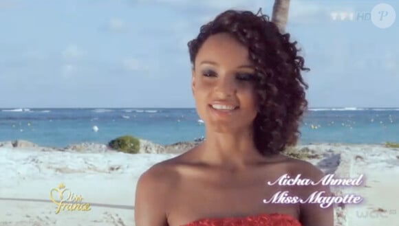 Aïcha Adhmed (Miss Mayotte) se présente dans un portrait individuel, le samedi 3 décembre 2011 à Brest à l'occasion de l'élection de Miss France 2012.