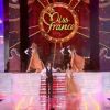 Les cinq finalistes dans un tableau sur Satine, Moulin Rouge lors de l'élection de Miss France 2012, le samedi 3 décembre 2011, à Brest