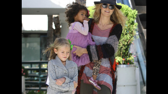 Heidi Klum avec ses 2 princesses Leni et Lou pour une séance shopping craquante