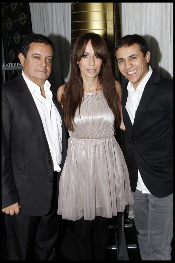 Edouard Nahum avec Faudel et sa femme Anissa lors de la soirée organisée par Edouard Nahum à la Gioia (VIP ROOM), le 7 décembre 2011 pour le lancement de la bague Sissi.