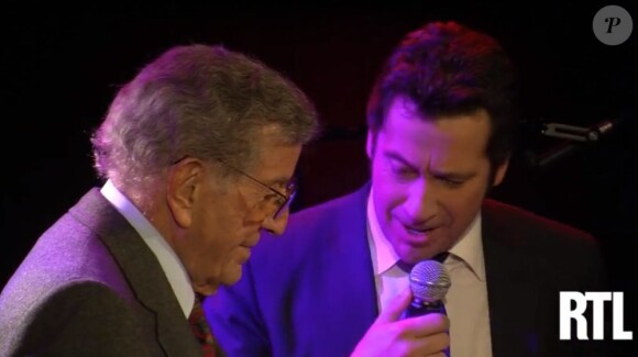 Laurent Gerra prend la place de Lady Gaga le temps d'un duo avec Tony Bennett sur RTL.