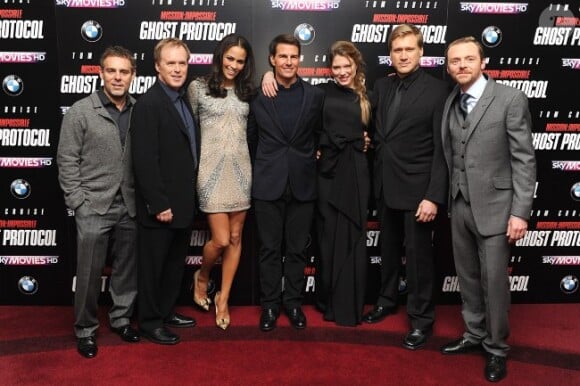Tom Cruise, Léa Seydoux, Paula Patton, Simon Pegg et l'équipe du film à l'avant-première de Mission : Impossible - Protocole Fantôme, à Londres le 13 décembre 2011.
