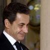 Nicolas Sarkozy sur le perron de l'Élysée, le 13 décembre 2011.