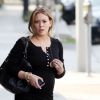 Hilary Duff enceinte, fait du shopping avec sa mère à Los Angeles le 14 décembre 2011