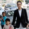 Jessica Alba en famille à Los Angeles le 18 décembre 2011