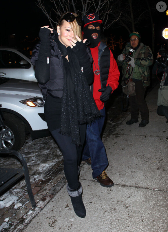 Nick Cannon et Mariah Carey en pleine séance shopping à Aspen. Le 23 décembre 2011.