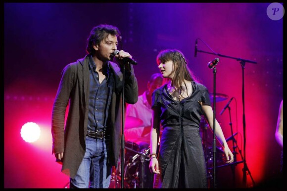 Camille et Raphaël, cérémonie du prix Constantin, à l'Olympia de Paris, le 17 octobre 2011.