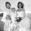 Richard Branson, sa femme Joan et ses deux enfants, Holly et Sam, le 20 décembre 1989, au même endroit où s'est marié Holly le 20 décembre 2011 sur Necker Island