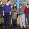 William et Kate en visite dans un foyer de Centrepoint le 21 décembre 2011.
Les premiers patronages de la Catherine, duchesse de Cambridge, ont été officiellement annoncés le 5 janvier 2012. L'épouse du prince William est la marraine de quatre associations, et par ailleurs bénévole auprès de l'Association des Scouts.