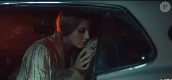 Lana del Rey dans le clip de Born to Die signé Woodkid (Yoann Lemoine).