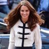 Kate Middleton lors d'une visite à Birmingham le 19 août 2011.
Kate Middleton célèbre le 9 janvier 2012 son 30e anniversaire. Les mois qui ont précédé l'ont vue faire ses débuts dans la famille royale, en tant que Catherine, épouse du prince William et duchesse de Cambridge, et irradier le monde de son charme.