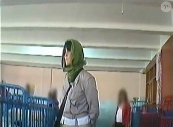 En 2008, Sarah Ferguson, déguisée et accompagnée de ses filles, pénétrait dans des orphelinats turcs avec une caméra cachée de la chaîne ITV. Un reportage qui lui vaut en janvier 2012 d'être poursuivie par la justice turque et menacée de 22 ans de réclusion.
