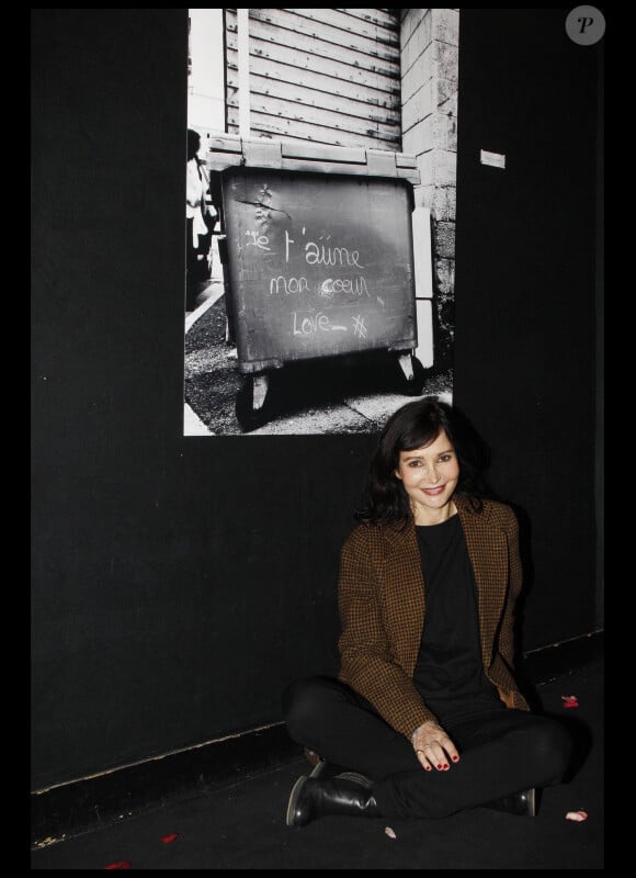 Evelyne Bouix à l'exposition photographique de Valérie Perrin au Ciné 13 Théâtre, à Paris. Janvier 2012
