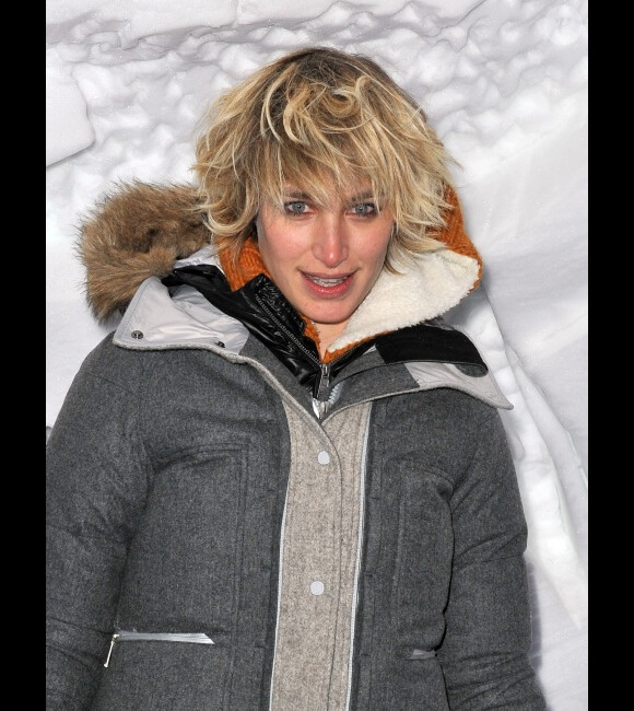 Pauline Lefèvre lors d'une soirée montagnarde dans un igloo pendant le festival du film de comédie de l'Alpe d'Huez, le 18 janvier 2012