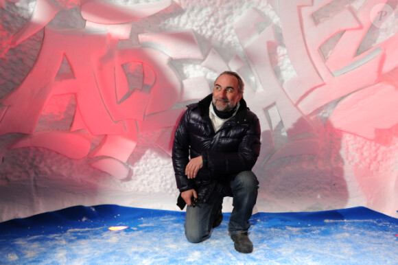 Antoine Duléry lors d'une soirée montagnarde dans un igloo pendant le festival du film de comédie de l'Alpe d'Huez, le 18 janvier 2012