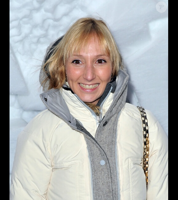 Audrey Lamy lors d'une soirée montagnarde dans un igloo pendant le festival du film de comédie de l'Alpe d'Huez, le 18 janvier 2012