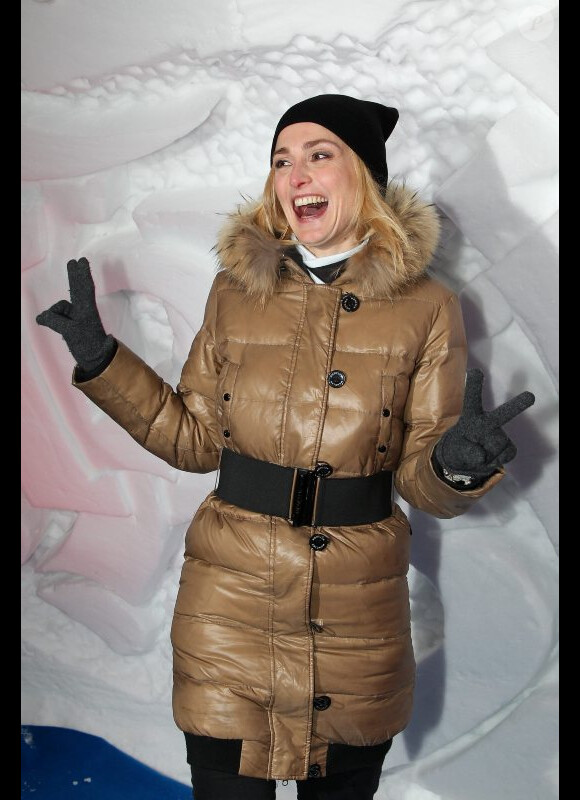 Julie Gayet lors d'une soirée montagnarde dans un igloo pendant le festival du film de comédie de l'Alpe d'Huez, le 18 janvier 2012