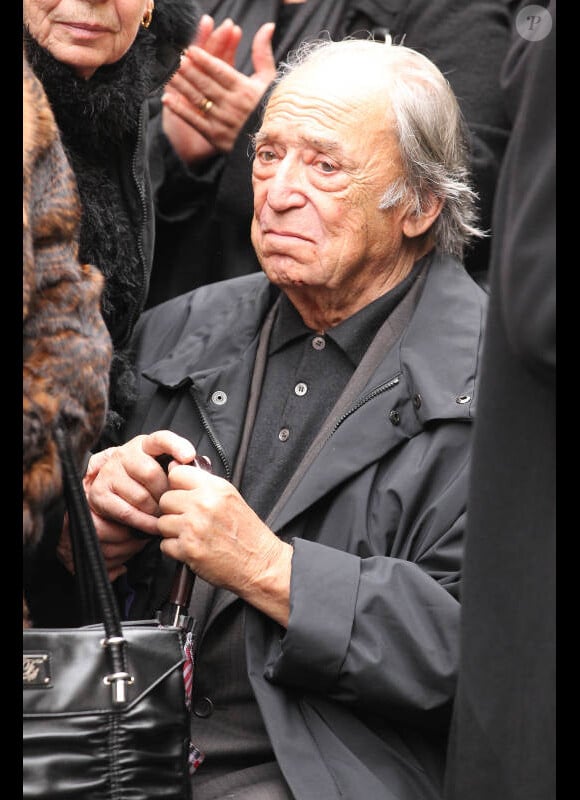 Jean-Marc Thibault lors des obsèques de Rosy Varte, en l'église arménienne à Paris, le 19 janvier 2012