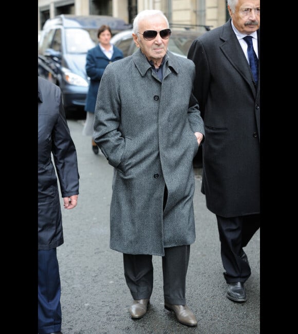 Charles Aznavour lors des obsèques de Rosy Varte, en l'église arménienne à Paris, le 19 janvier 2012
