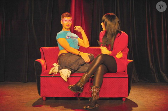 Benoît et Thomas (Secret Story 4) : les Gayssip sont de retour lors de leur première représentation de leur show Brigitte et Josiane font leur Comic Out au Théâtre de dix heures à Paris le 19 janvier 2012