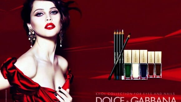 Felicity Jones : la belle Anglaise, sanguine et passionnée pour Dolce & Gabbana