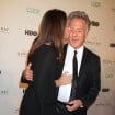 Dustin Hoffman : Amoureux et démonstratif, il bichonne sa femme sur tapis rouge