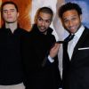 Ymanol Perset, Rashid Debbouze et Yassine Azzouz à l'avant-première de La Désintégration, au Comedy Club de Paris le 8 février 2012.
