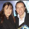 Philippe Candeloro et son épouse Olivia lors de la première d'Holiday on Ice au Zenith de Paris le 10 février 2012
 