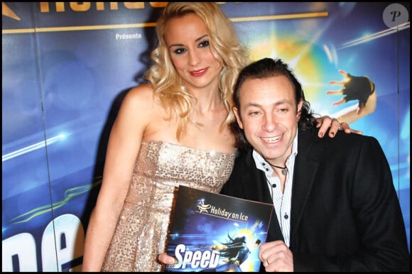 Elodie Gossuin et Philippe Candeloro lors de la première d'Holiday on Ice au Zenith de Paris le 10 février 2012
 