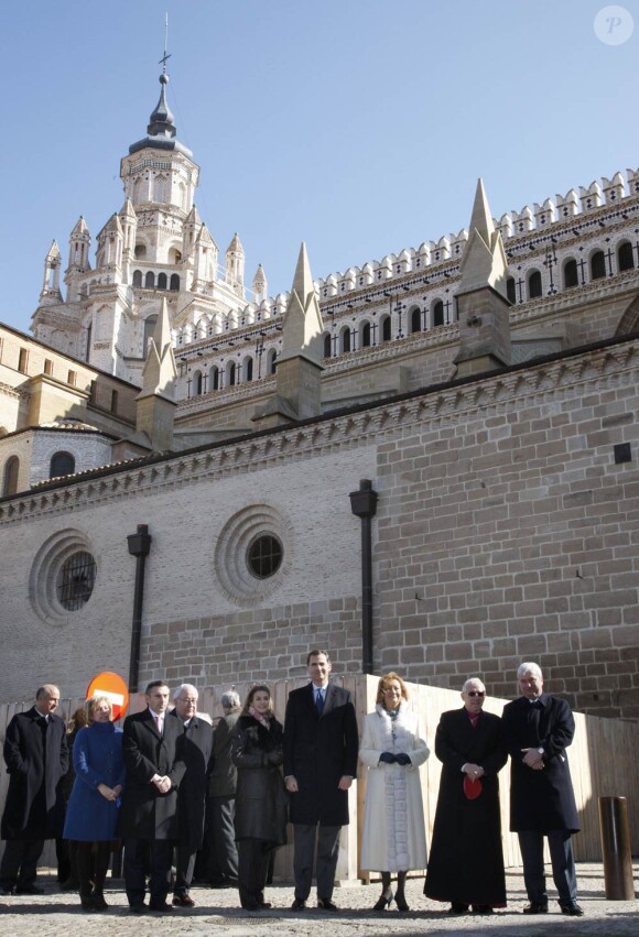 Joyau rare du style gothico-médujar, la cathédrale de Tarazona a été restaurée.
Le prince Felipe et la princesse Letizia d'Espagne ont bravé le froid jeudi 9 février 2012 pour célébrer la fin des travaux de rénovation de la cathédrale Santa Maria de la Huerta de Tarazona.