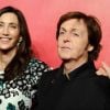 Paul McCartney, ici avec sa femme Nancy Shevell, reçoit le MusiCares Person of the year award à Los Angeles, le 10 février 2012.