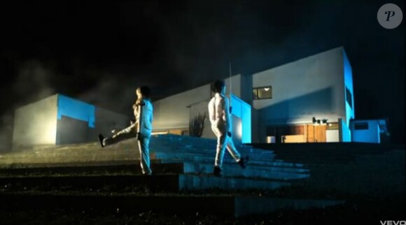 Image extraite du clip Sans amour d'Amandine Bourgeois, février 2012.