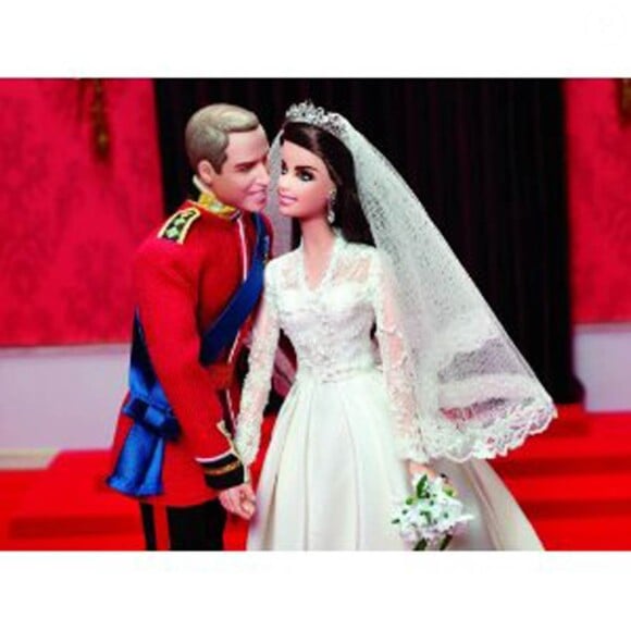 Des poupées Barbie ''William et Kate - mariage princier'' ont été éditées par Mattel à l'occasion du premier anniversaire de mariage du prince William et de la duchesse Catherine, qui sera célébré le 29 avril 2012.