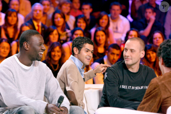 Omar Sy, Jamel Debbouze et Fred Testot en 2004