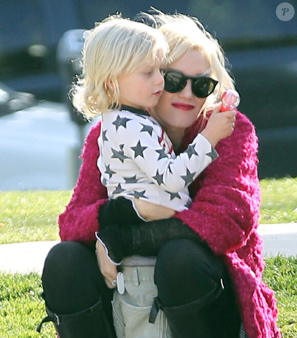 Gwen Stefani : épanouie aux côtés de son petit Zuma au parc de Santa Monica le 18 février 2012
