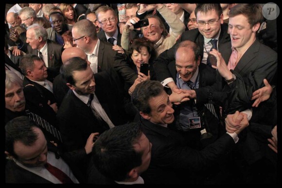Bain de foule pour Nicolas Sarkozy, à Lille, le 23 janvier 2012.