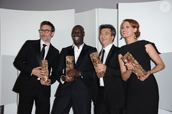 Michel Hazanavicius, Omar Sy, Thomas Langmann et Bérénice Bejo aux César le 24 février 2012