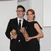 Michel Hazanavicius, prix du meilleur réalisateur pour The Artist, et sa compagne Bérénice Bejo, prix de la meilleure actrice pour The Artist aux César le 24 février 2012