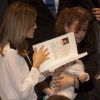 La princesse Letizia d'Espagne lors de la Journée mondiale des maladies rares, qu'elle présidait au Conseil supérieur de la magistrature à Madrid le 1er mars 2012.