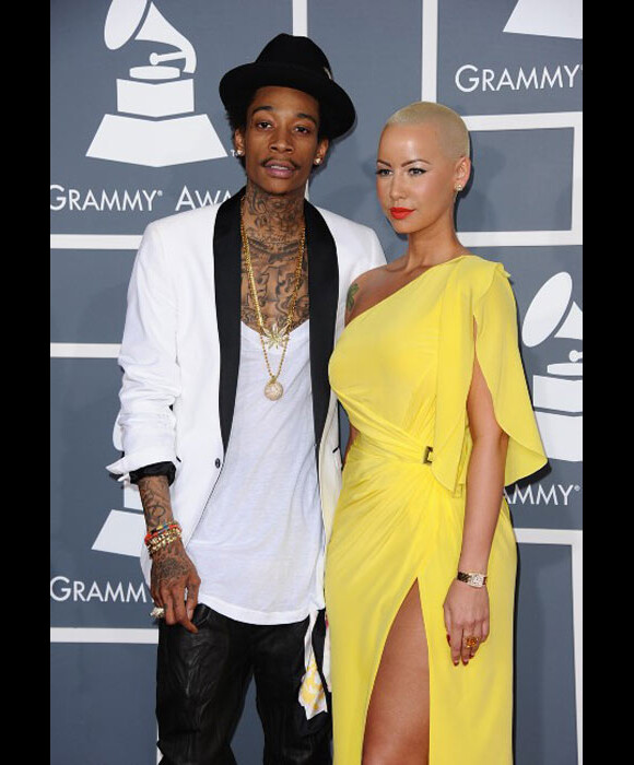 Amber Rose et Wiz Khalifa posent lors des 54èmes Grammy Awards en février 2012 à Los Angeles
