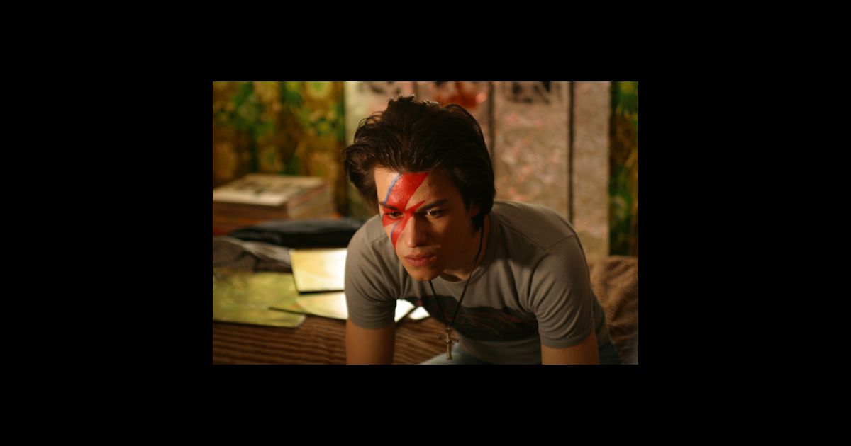 C.r.a.z.y. Jean-marc Vallée Streaming La bande-annonce de C.R.A.Z.Y. (2005) de Jean-Marc Vallée. - Purepeople
