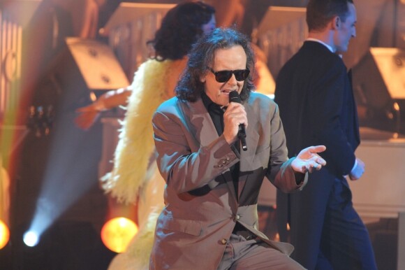 Donovan lors de l'enregistrement de l'émission Les Années Bonheur le 6 mars 2012 - diffusion le 17 mars sur France 2