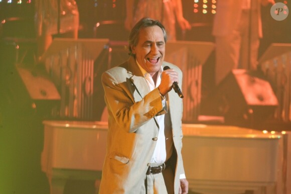 Philippe Lavil lors de l'enregistrement de l'émission Les Années Bonheur le 6 mars 2012 - diffusion le 17 mars sur France 2