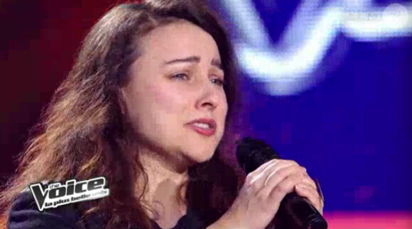 Prestation d'Estelle dans The Voice le samedi 10 mars 2012 sur TF1