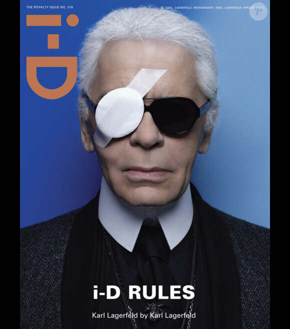 Karl Lagerfeld photographié par lui-même pour la Royalty Issue du magazine i-D.