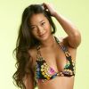 Jarah Mariano pose pour la nouvelle ligne de campagne de Roxy.